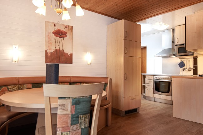 Wohnküche mit Balkon